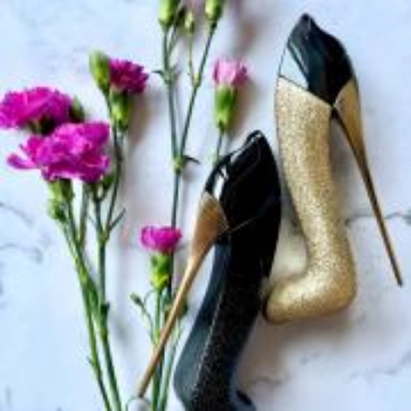 كارولينا هيريرا جود جيرل جلوريوس قولد او دي بارفيوم 80مل - الصورة 3