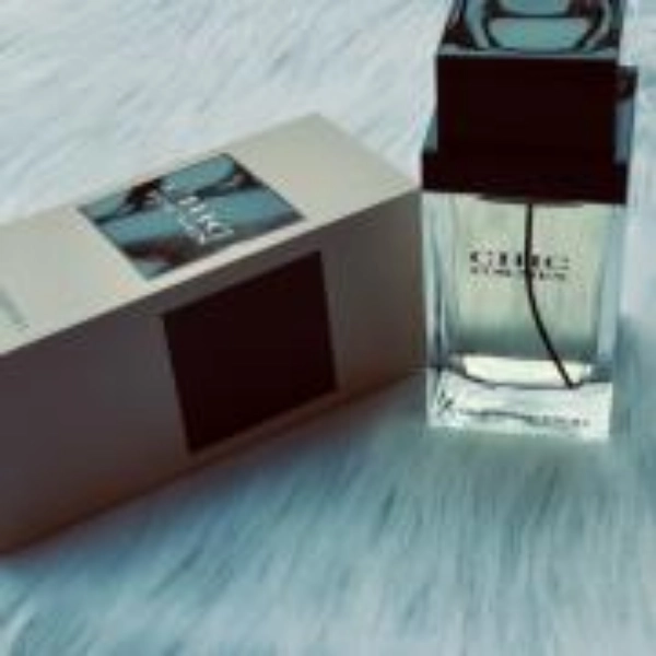 كارولينا هيريرا شيك او دي تواليت 100مل - الصورة 3